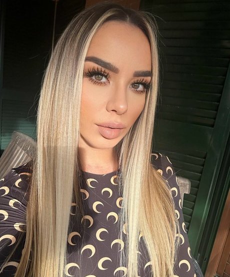 großer schwanz trans-onlyfans xxx kostenlose foto