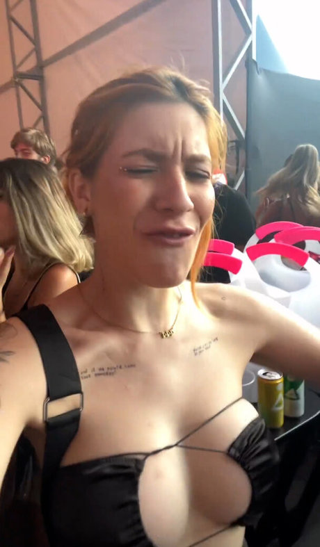 Carol Camargo porno nacktheit bild