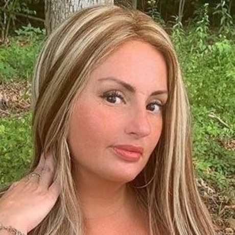 Ivory erotische nacktheit galerien