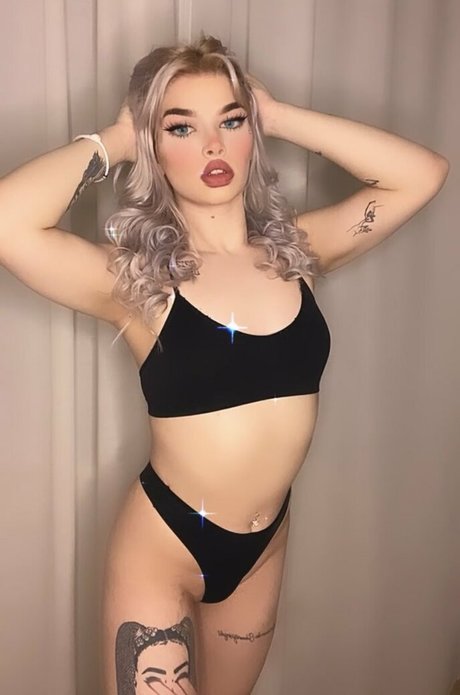 abishbharbie pornostar nackt bild