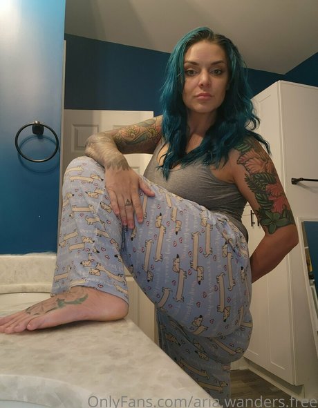 blonde teen onlyfans exklusive nackte archiv