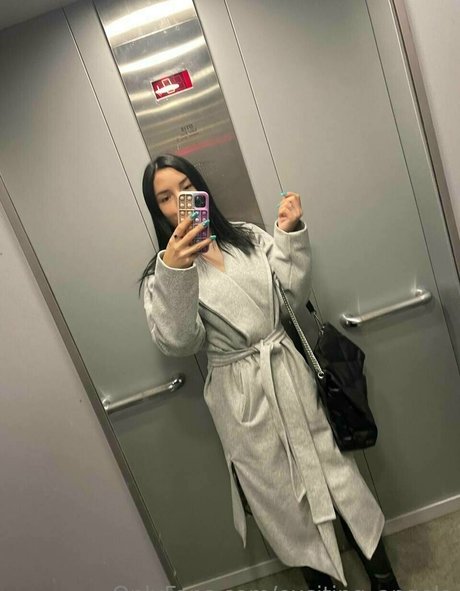 evelinaqueen nacktheit fotos