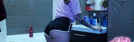 olesyaliberman pornostar akt bild