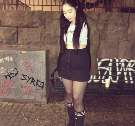 anastasia mcqueen model nackt fotos