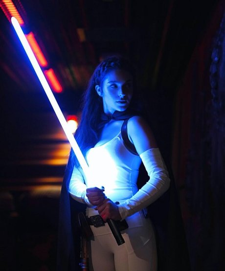 Taya Miller erwachsene hd bild