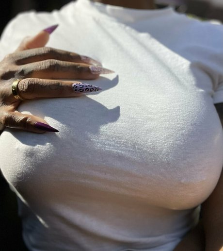 therealbombshell mint erotische pornografische galerie