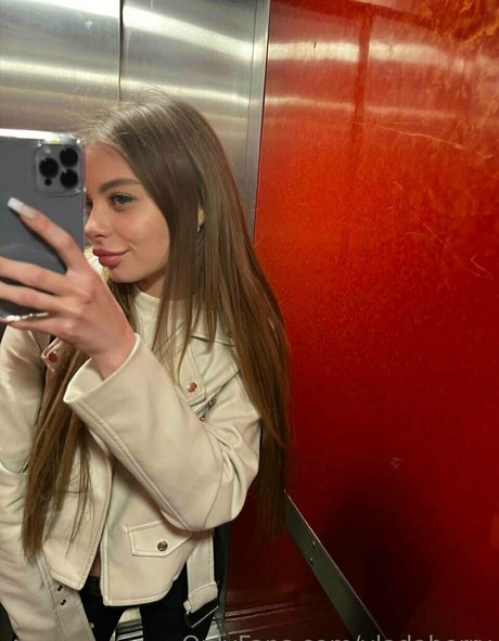 vladaberry top akt foto