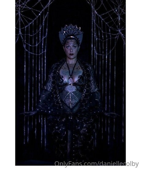 daniellecolby top porno foto