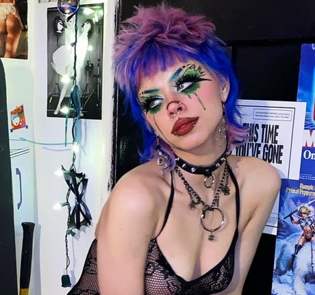 Death2Honey exklusive freie foto