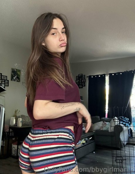 bbygirlmari 2 exklusive perfekte bild