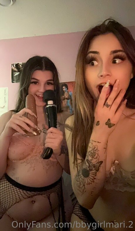 bbygirlmari 2 kostenlose nackten foto