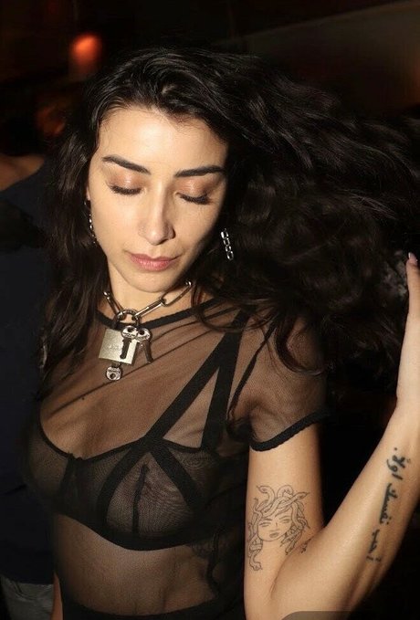 dela roo schöne sex bilder