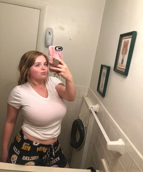 flugbegleiterin onlyfans freie nackte galerien