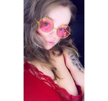 große brustwarzen nur fans erotische hd bild