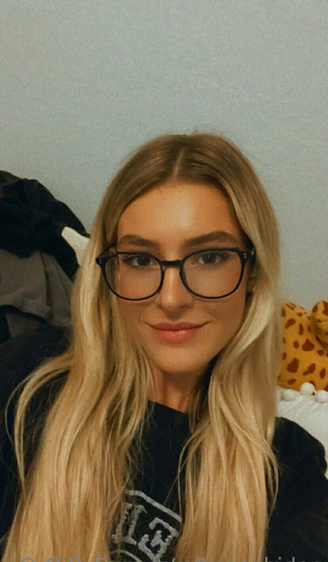 beccabiden erotische pornografische archiv