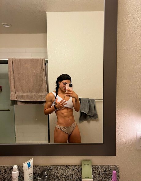 xxloy model erotische foto