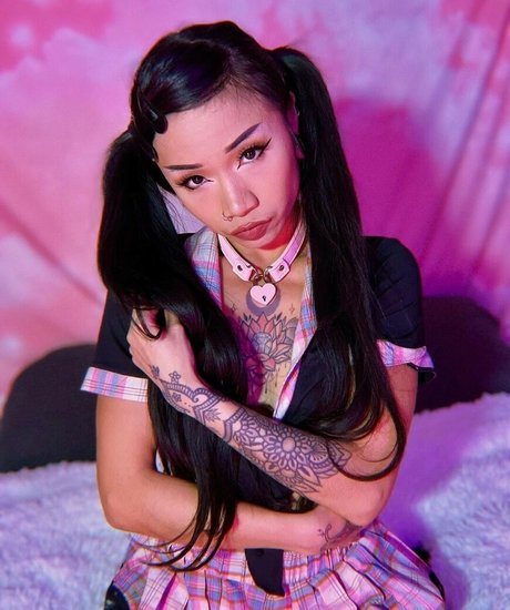 Raine Lee xxx akt foto