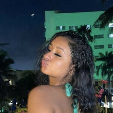 Isyglue hd nackten galerien