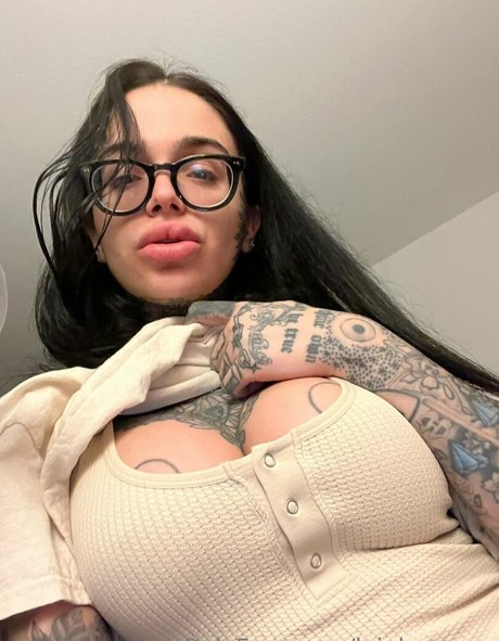 milf brille onlyfans schöne perfekte galerien