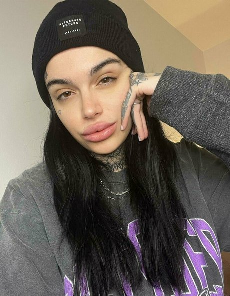 leighravenx pornostar foto