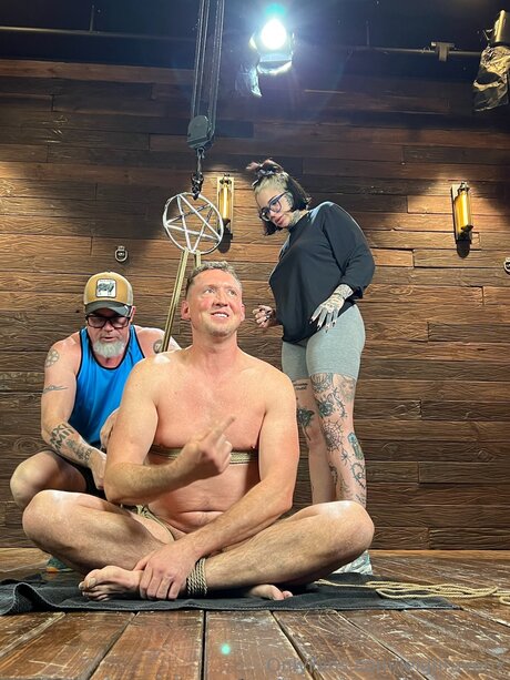 leighravenx xxx exklusive galerien