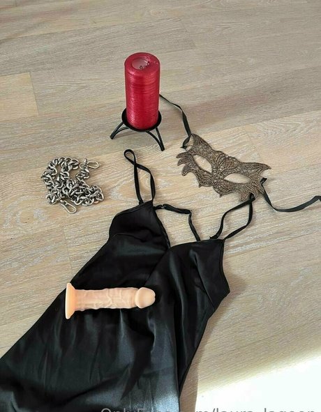 laura lagoon perfekte pornostar fotos