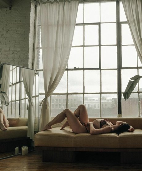 Valeria Kalabina freie nackte archiv