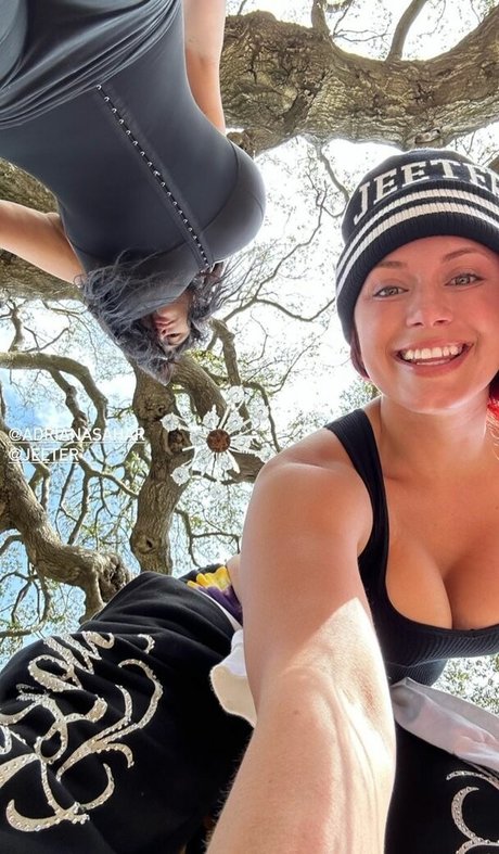 Yesjulz hübsche nackt bilder