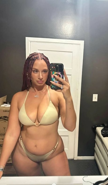Yesjulz pornostar schöne bild