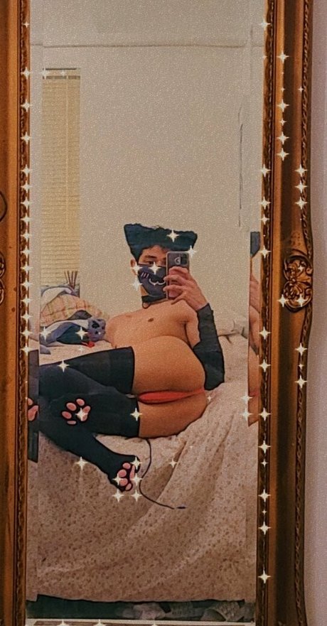 twinku top erotische foto