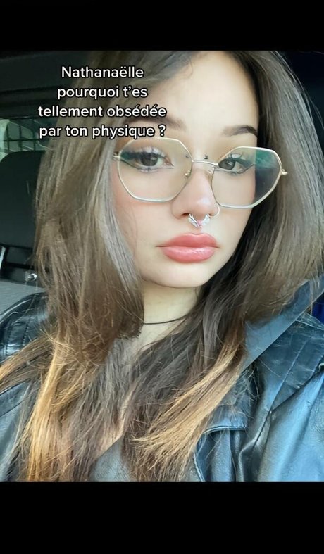 The slutty grunge model nacktheit archiv