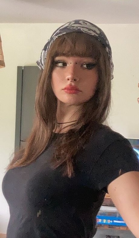 The slutty grunge kostenlose akt fotos