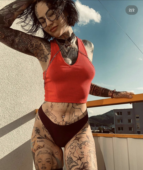 MisaAuxt nacktheit schöne bilder