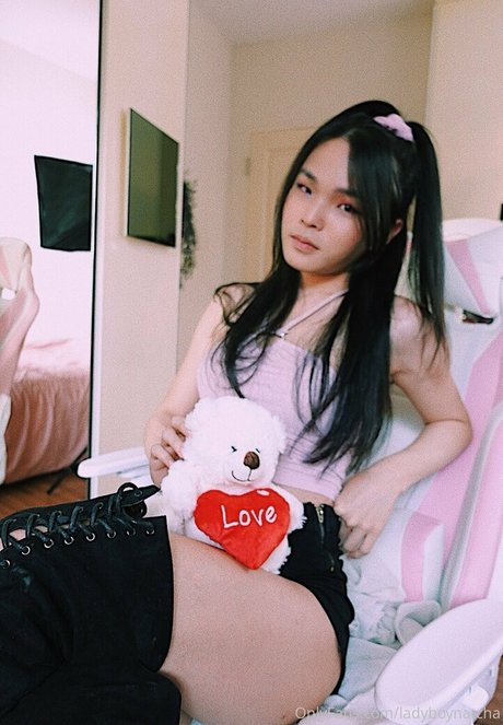 ladyboynatcha kostenlose porno galerien