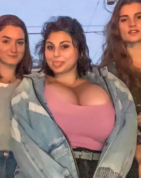 dicke blonde onlyfans top galerie