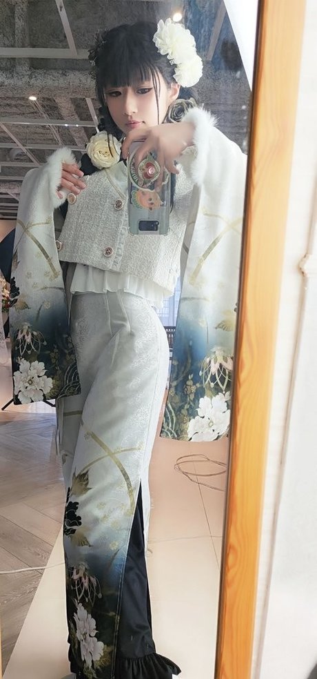 Hitsuji Negoto porno top bilder