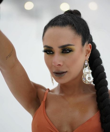 Johanna Fadul top schöne bild