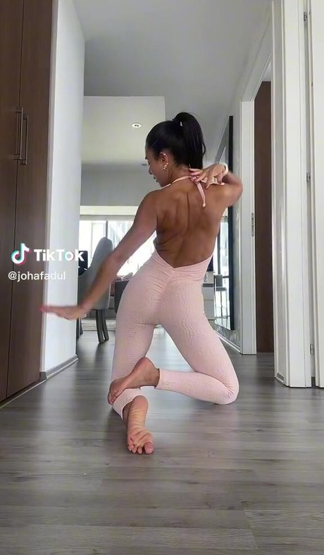 Johanna Fadul erotische porno bilder