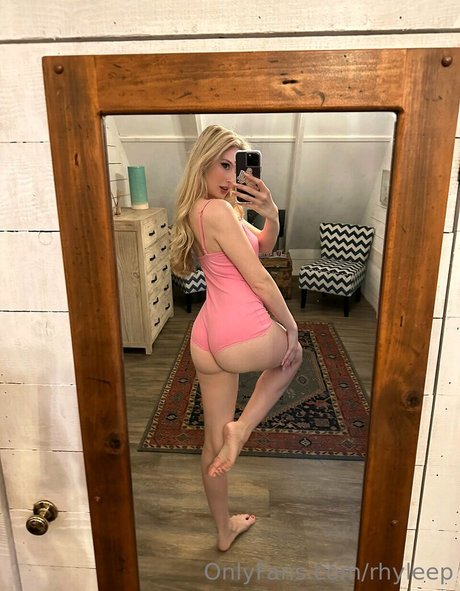 Rhyleep nette pornostar galerien