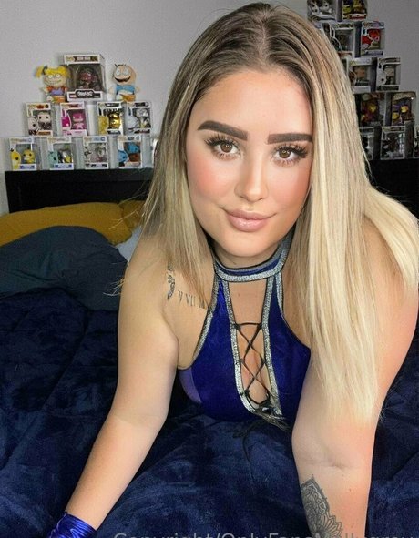 itsmollygrey schauspielerin porno bilder