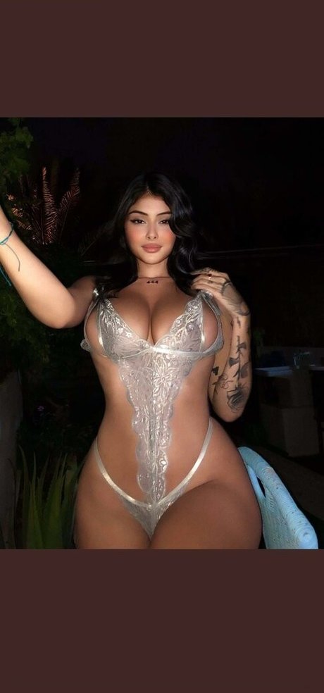 asiatische teenager-onlyfans exklusive nette fotos