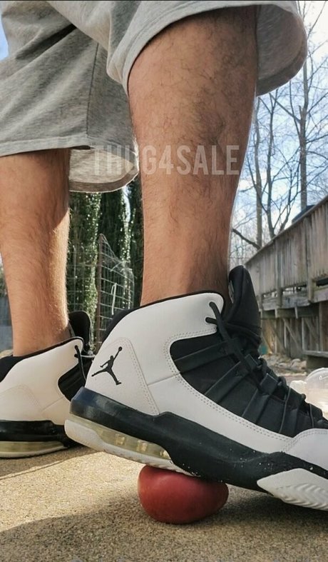 thug4sale schauspielerin heiße foto