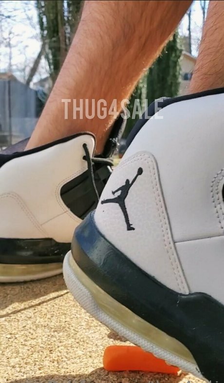 thug4sale nacktheit akt archiv