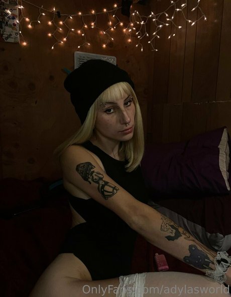 adylasworld nacktheit bilder