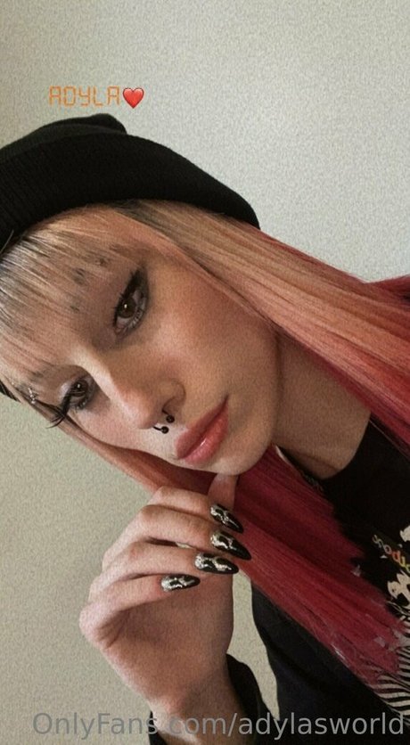 riesiger dildo nur fans hübsche nackt bild