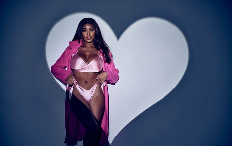 phoenixskye top nacktheit archiv