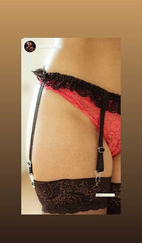 alheelove nackt perfekte fotos