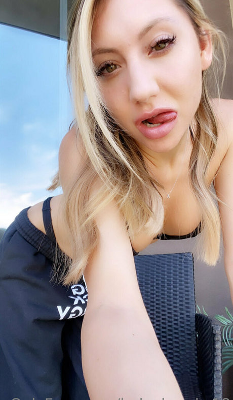 asiatische teenager-onlyfans nackt pornografische archiv