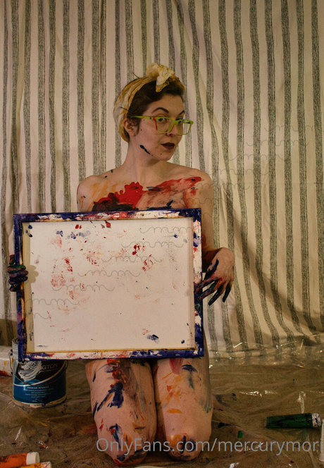 mercurymori model nackten archiv