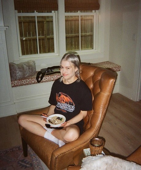 Phoebe Bridgers sexy kostenlose fotos